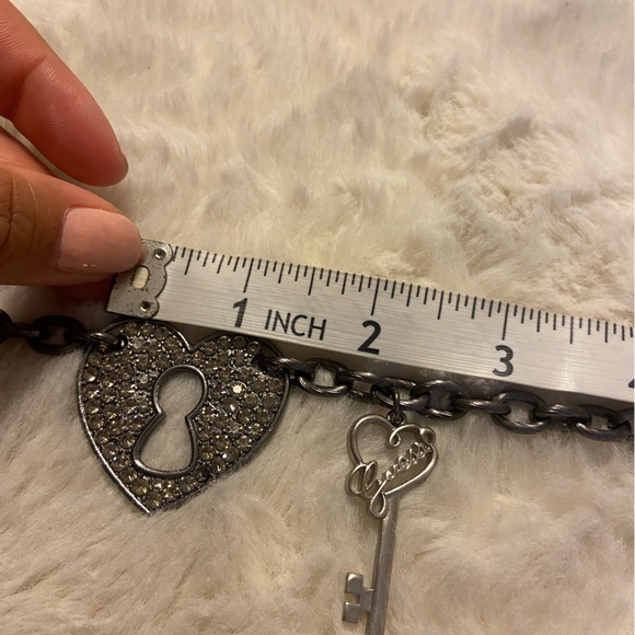 GUESS black & silver heart with pendant rhinestone necklace - Picture 8 of 9